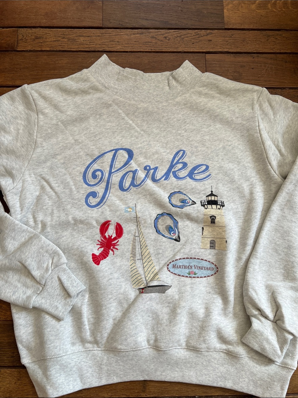 PARKE Martha's Vineyard Graphic Mockneck Sweatshirt Size S/M NEW IN BAG - Picture 6 of 8
